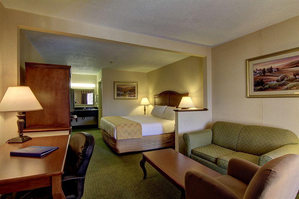 Econo Lodge Inn & Suites Griffin Quarto foto