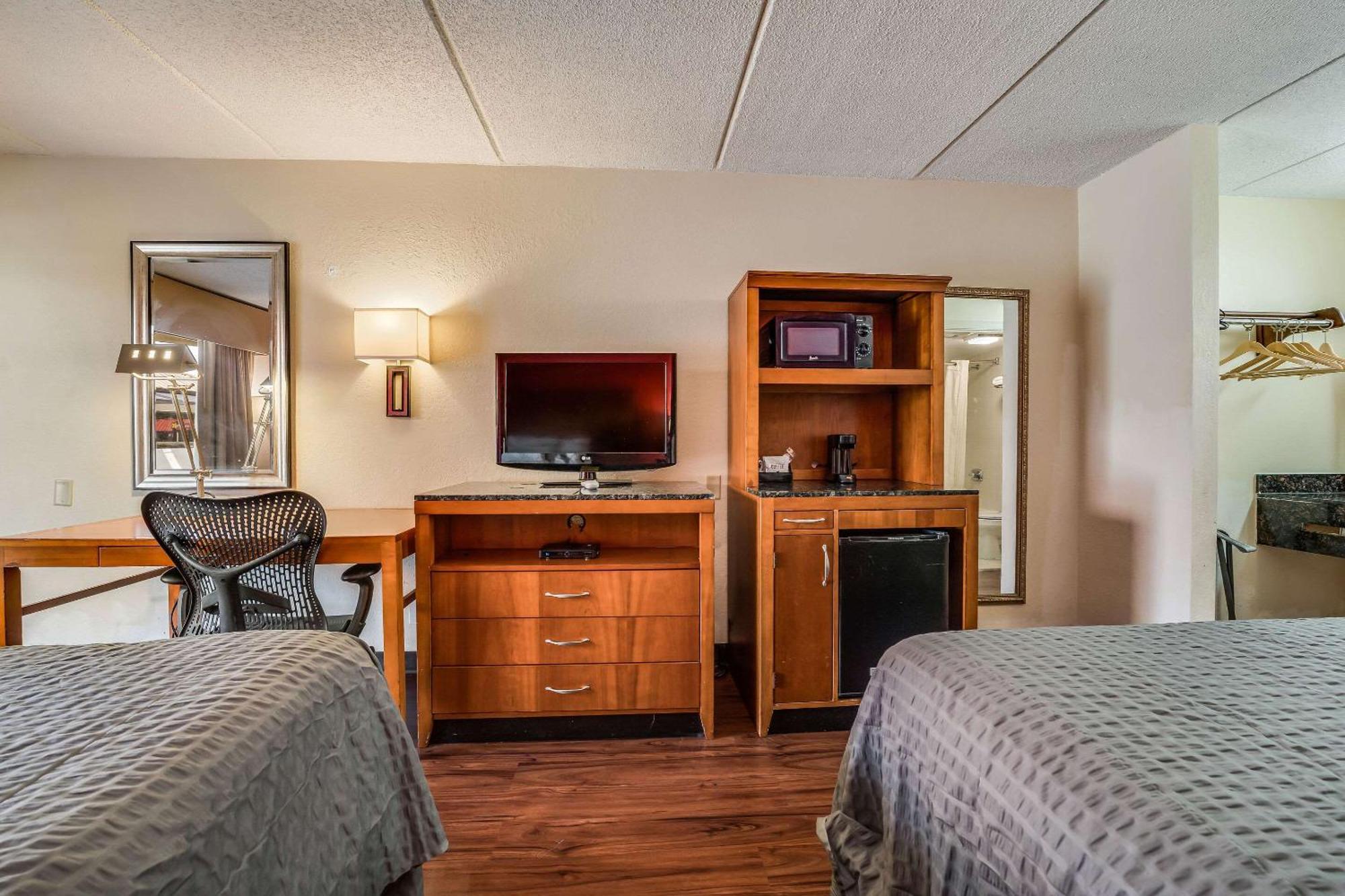 Econo Lodge Inn & Suites Griffin Exterior foto